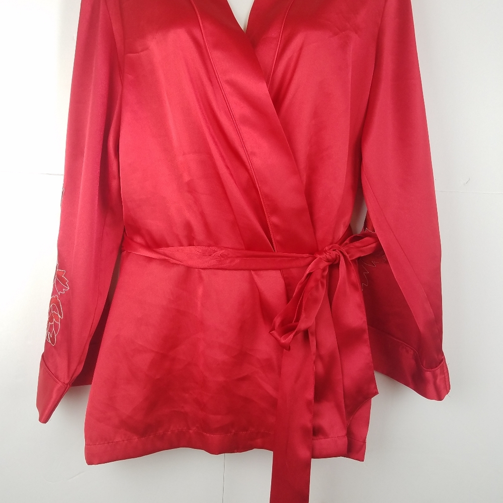 MORGAN TAYLOR Bath Robe Red Embroidered Size MEdium - Picture 4 of 9